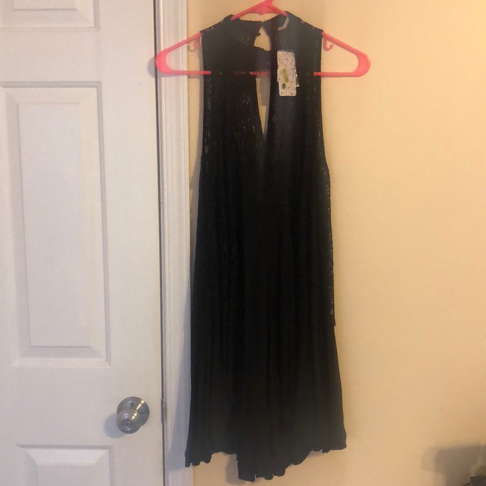 Free People - Picture 2 of 3